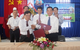 Công ty Fico Tây Ninh hỗ trợ 10.000 tấn xi măng làm đường